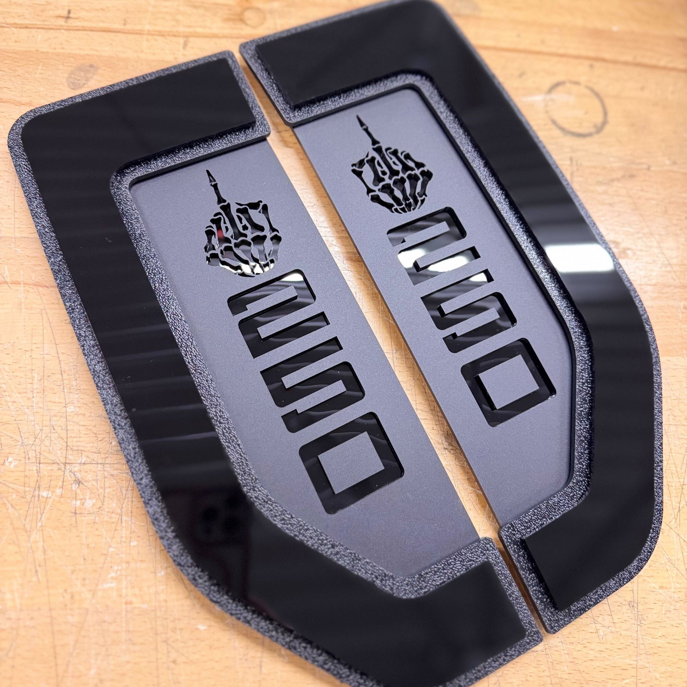 2017-2022 Super Duty® Replacement Badges - Ikonic Badges
