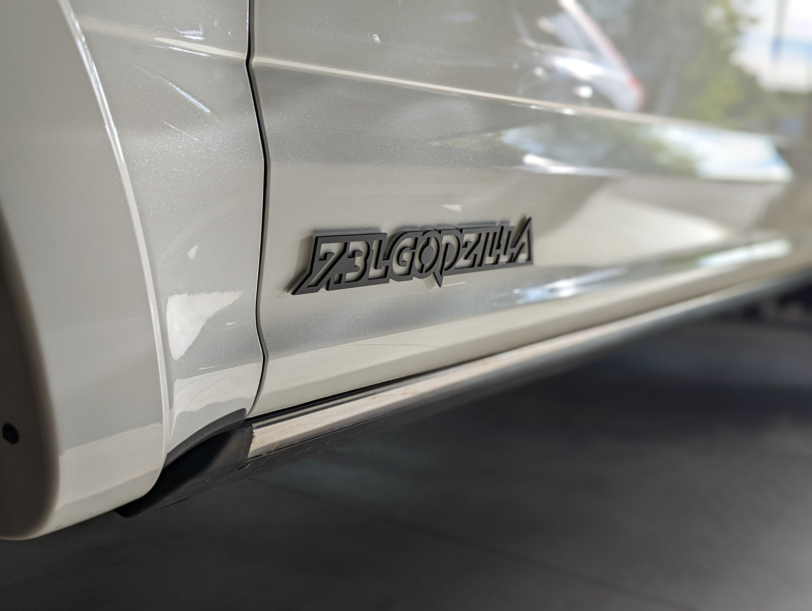 Insignias Godzilla de 7,3 l: ajuste universal, individuales