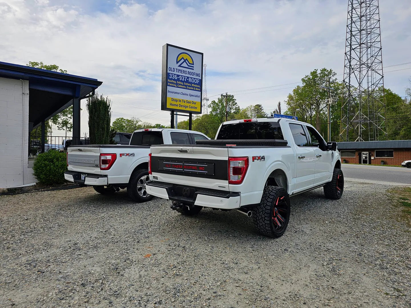 Aplique LED con texto personalizado para portón trasero: compatible con modelos F150® 2021-2023