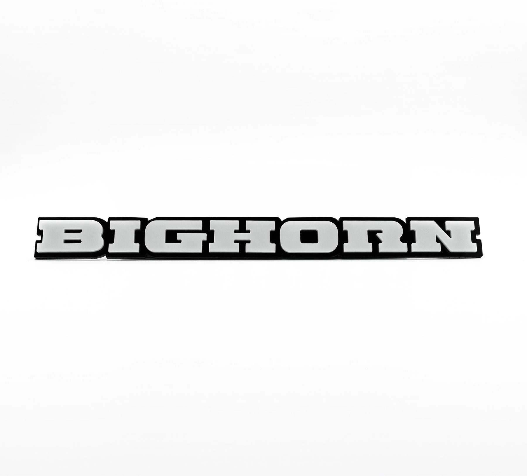Insignia de camión de doble capa Bighorn® personalizada: varios colores disponibles: producto con licencia oficial