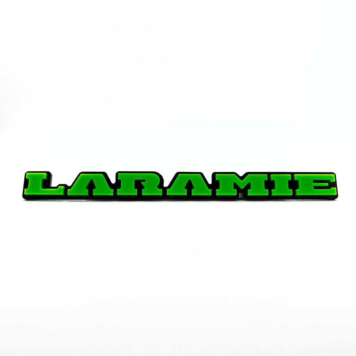 Insignia de camión de doble capa Laramie® personalizada: varios colores disponibles: producto con licencia oficial