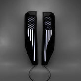 Juego de insignias LED para guardabarros con la bandera estadounidense: compatible con modelos Ford® F250®, F350® y F450® Super Duty 2023+, color negro