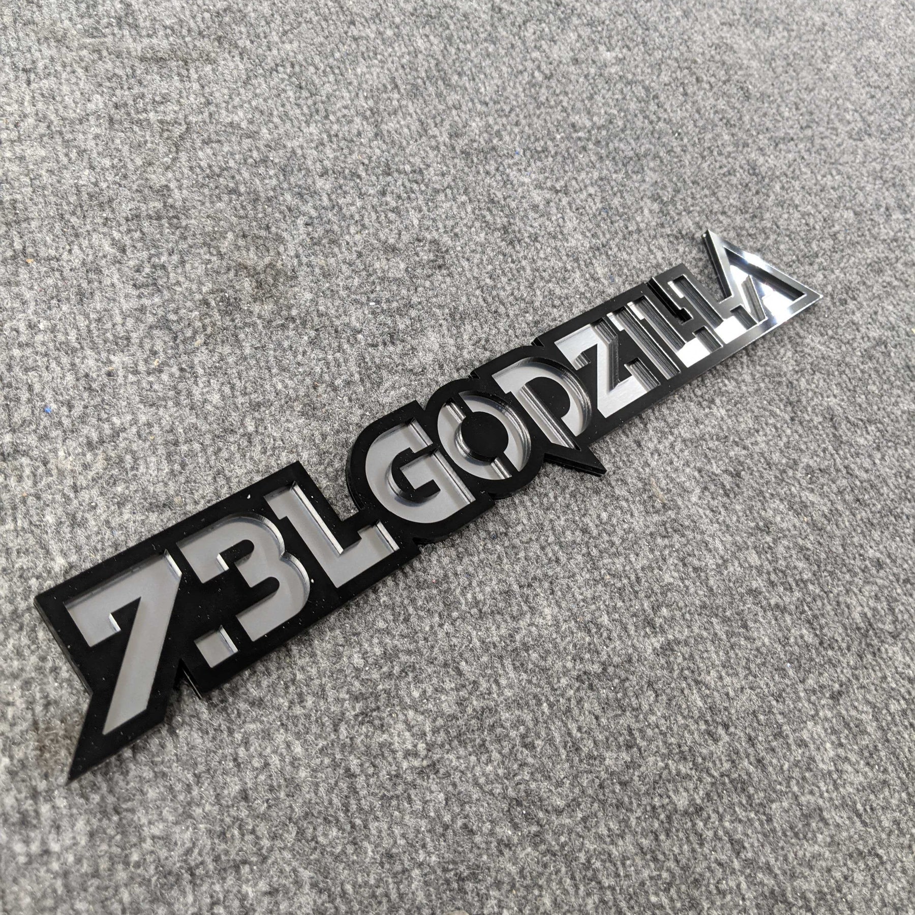 Insignias Godzilla de 7,3 l (ajuste universal), par