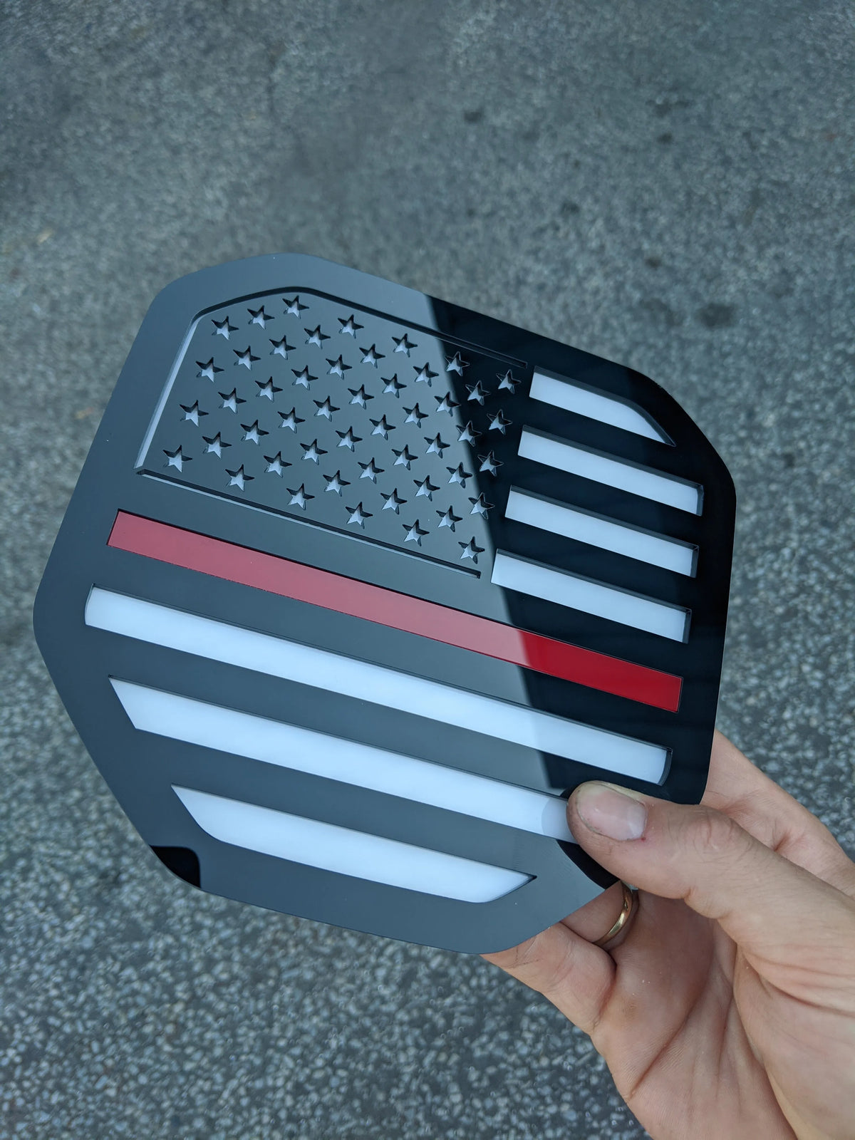 American Flag Badge - Fits 2019+ (5th Gen) Dodge® Ram® Tailgate -1500, 2500, 3500 - Black on White with Thin Red Line