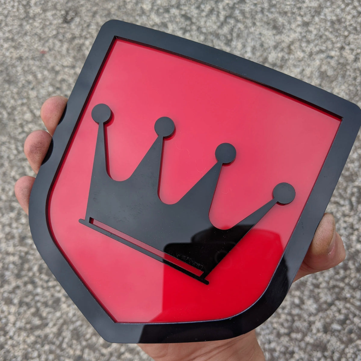 Insignia de la corona: compatible con portón trasero Dodge® Ram® 2009-2018: 1500, 2500, 3500: elija sus colores