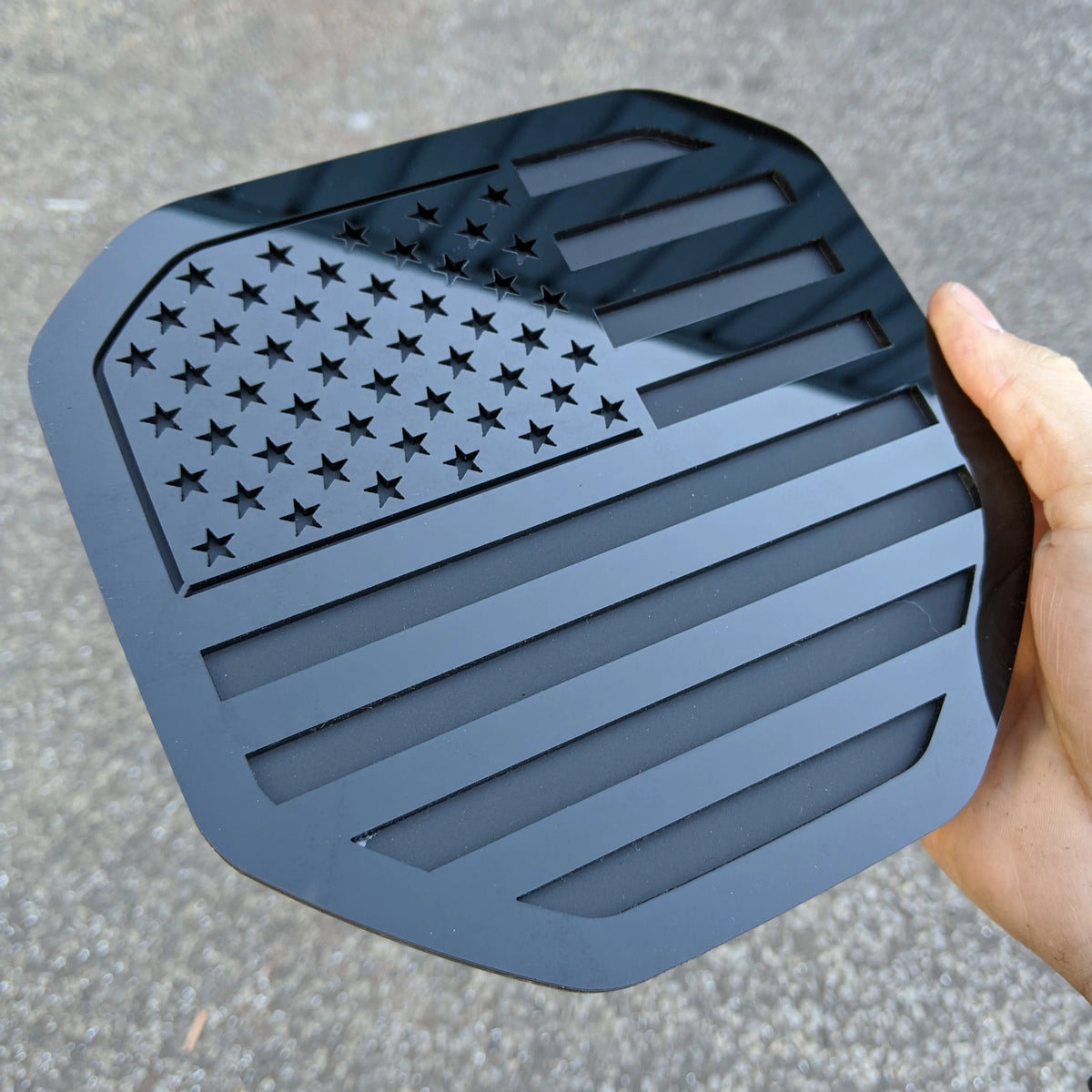 American Flag Badge - Fits 2019+ (5th Gen) Dodge® Ram® Tailgate -1500, 2500, 3500 - Gloss Black on Matte Black