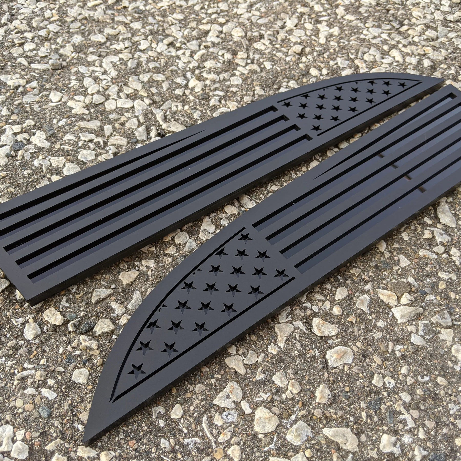 American Flag Badges - Fits 2011-2016 Super Duty® - Matte Black on Black