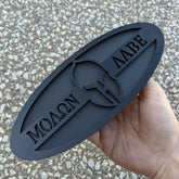 Insignia Molon Labe: se adapta a la parrilla o al portón trasero de modelos F150® 2015-2019: negra sobre negro mate