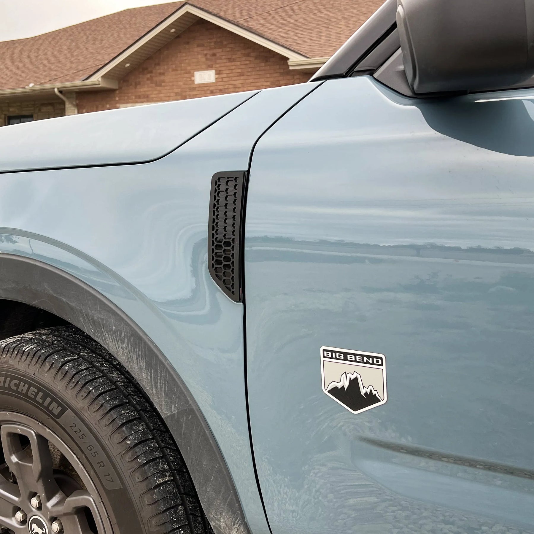 Reemplazo de insignia de guardabarros - Hex - Compatible con Bronco® Sport 2021+ Todos los modelos - Elija sus colores