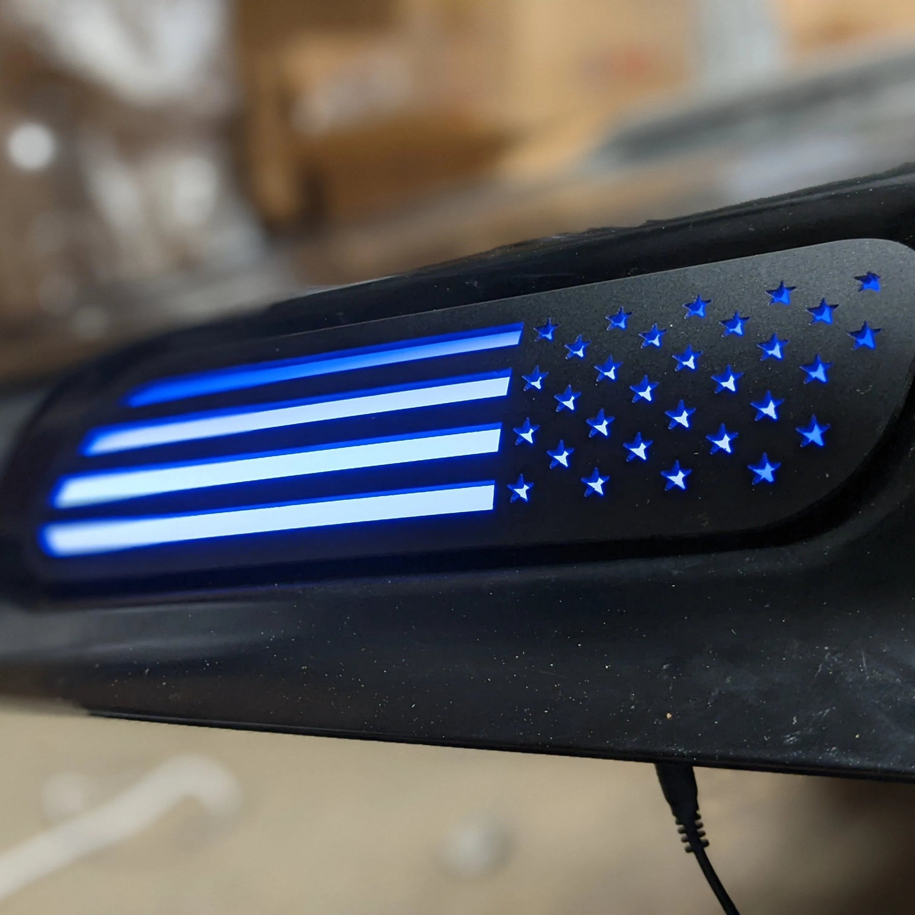 Insignias LED con la bandera estadounidense para el capó: compatibles con Ram 2500/3500® 2019+, negro mate, LED RGB