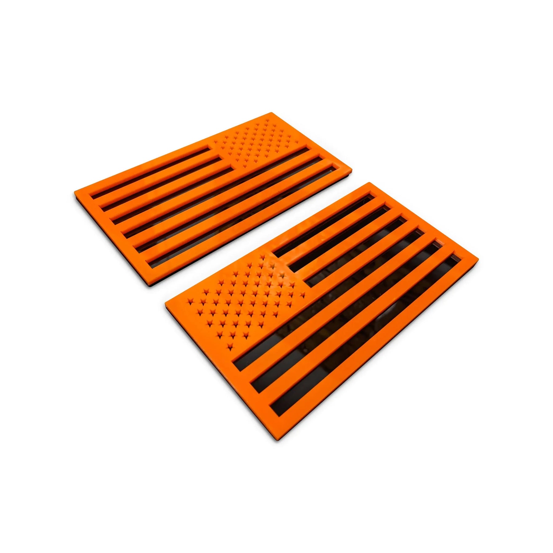Insignias para guardabarros con la bandera estadounidense (par), ajuste universal, color naranja sobre negro