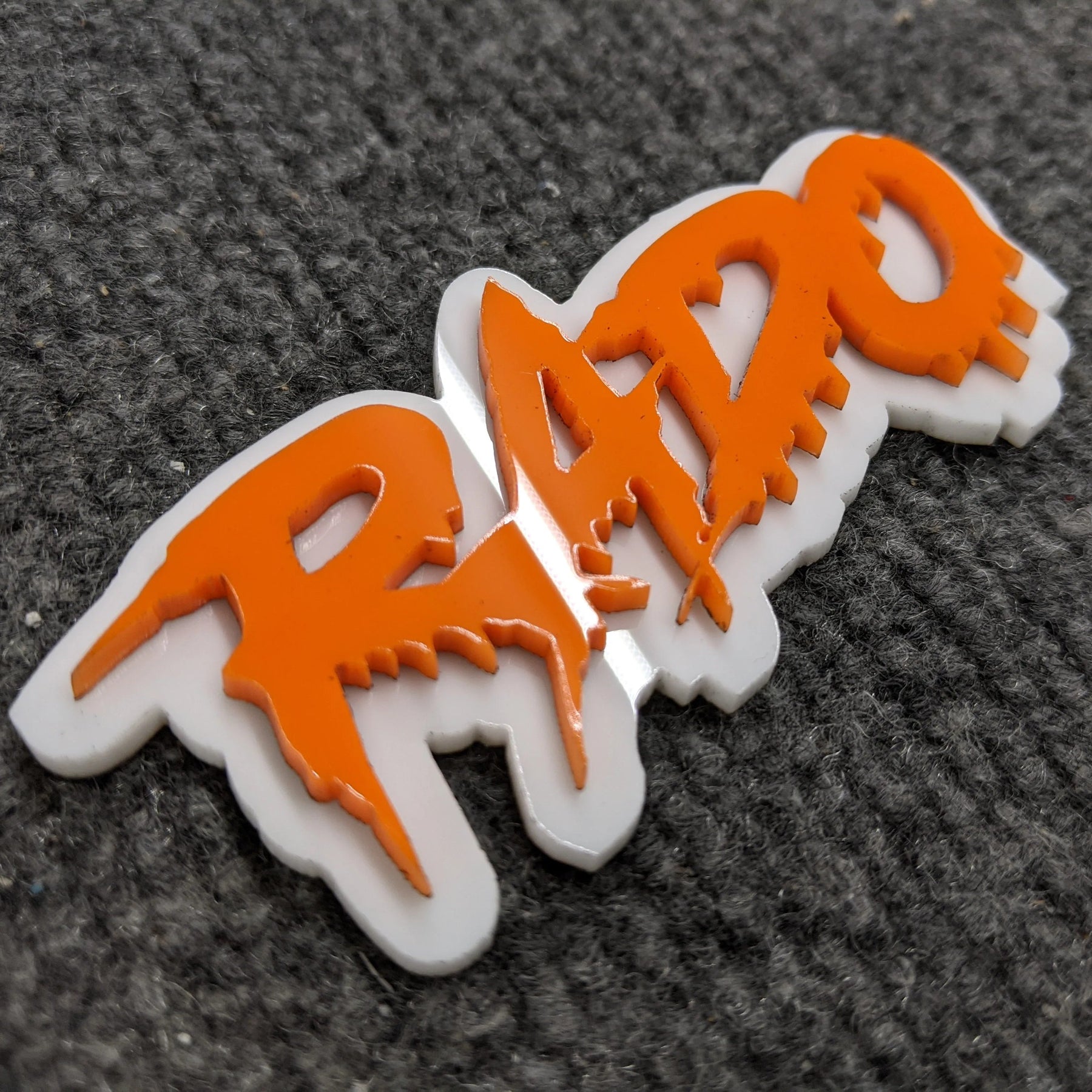 Custom Text Vehicle Badge - Drip Font - Dual Layer - Multiple Colors Choices Available