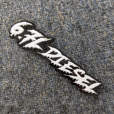 Insignia de vehículo con texto personalizado - Fuente Drip - Doble capa - Múltiples opciones de colores disponibles