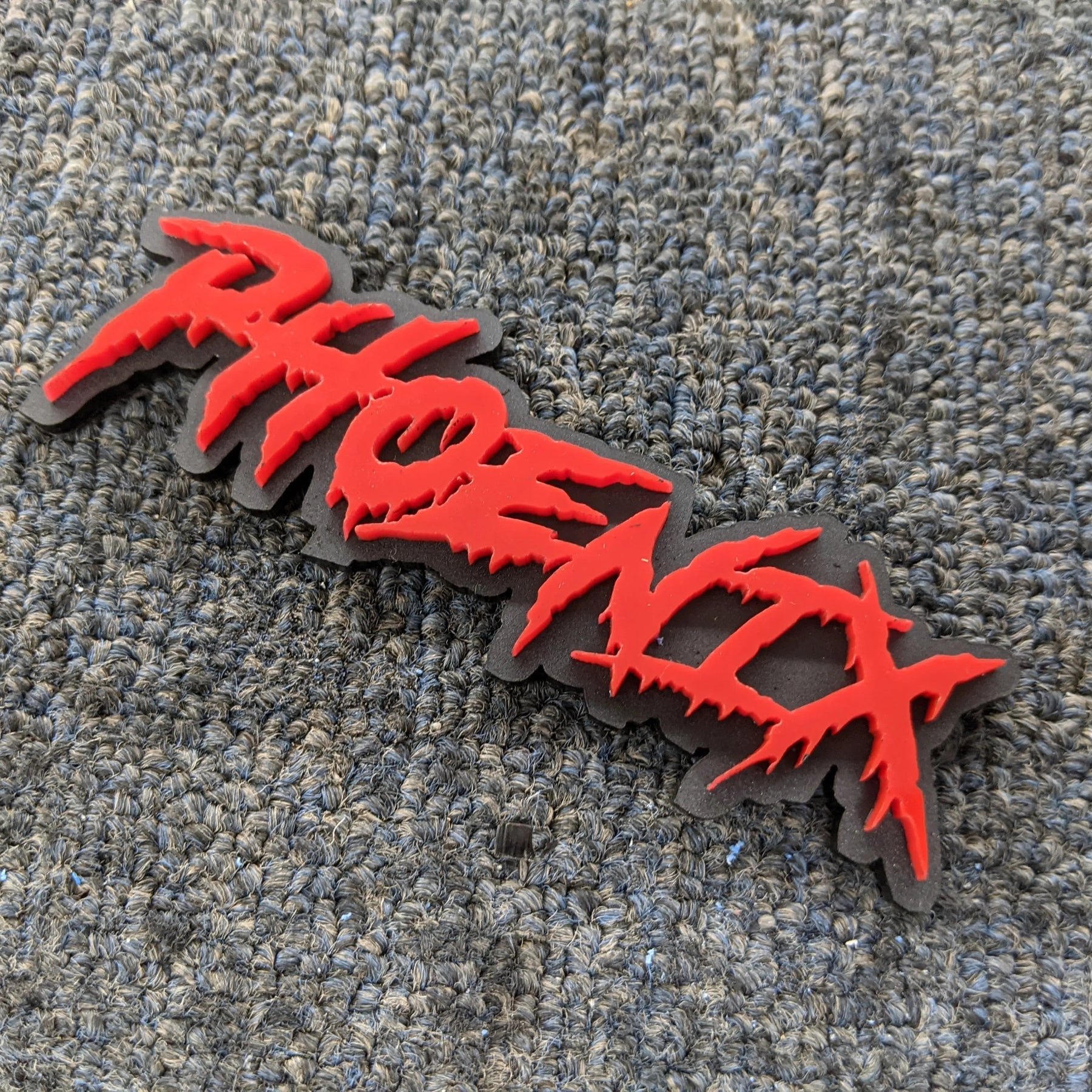 Custom Text Vehicle Badge - Drip Font - Dual Layer - Multiple Colors Choices Available