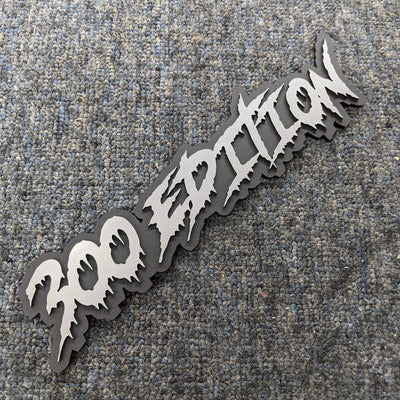 Insignia de vehículo con texto personalizado - Fuente Drip - Doble capa - Múltiples opciones de colores disponibles