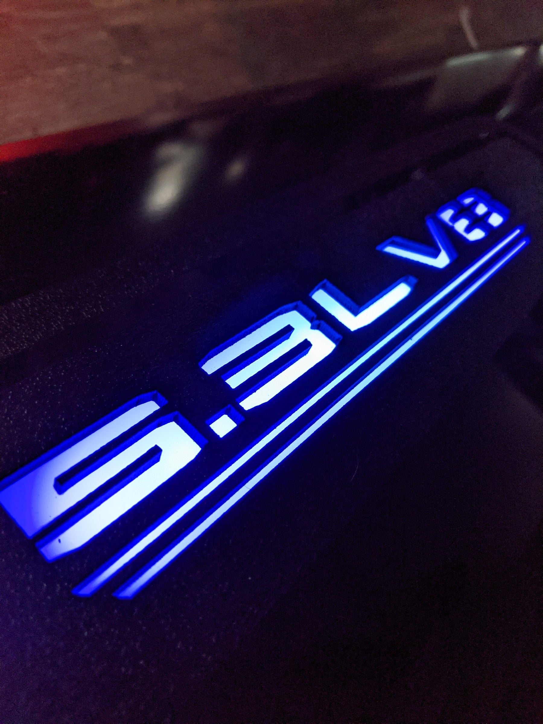 Juego de emblemas LED para guardabarros de 5.3 L V8: compatible con GMC® Sierra® 1500 2019-2024