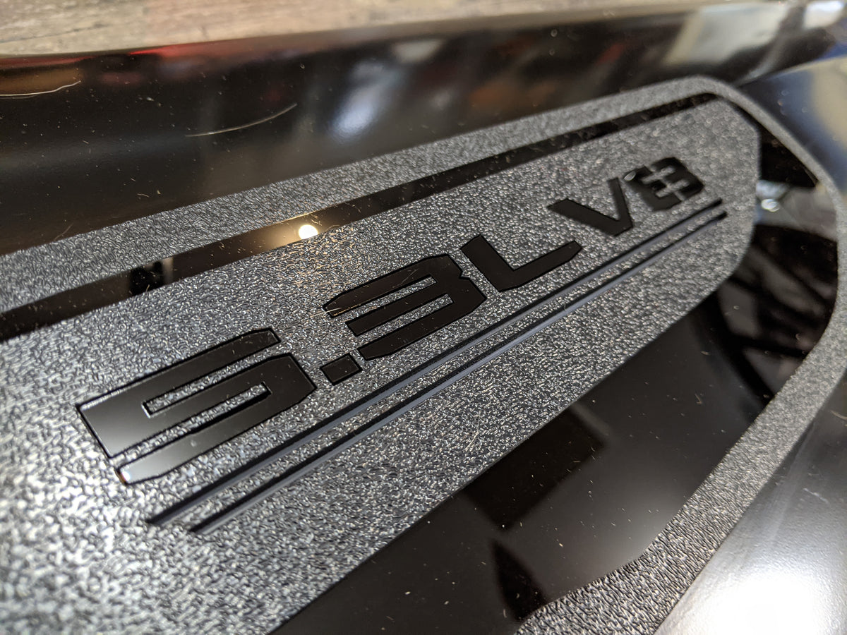 Juego de insignias para guardabarros de 5.3 L V8: compatible con GMC® Sierra® 1500 2019-2024, color negro