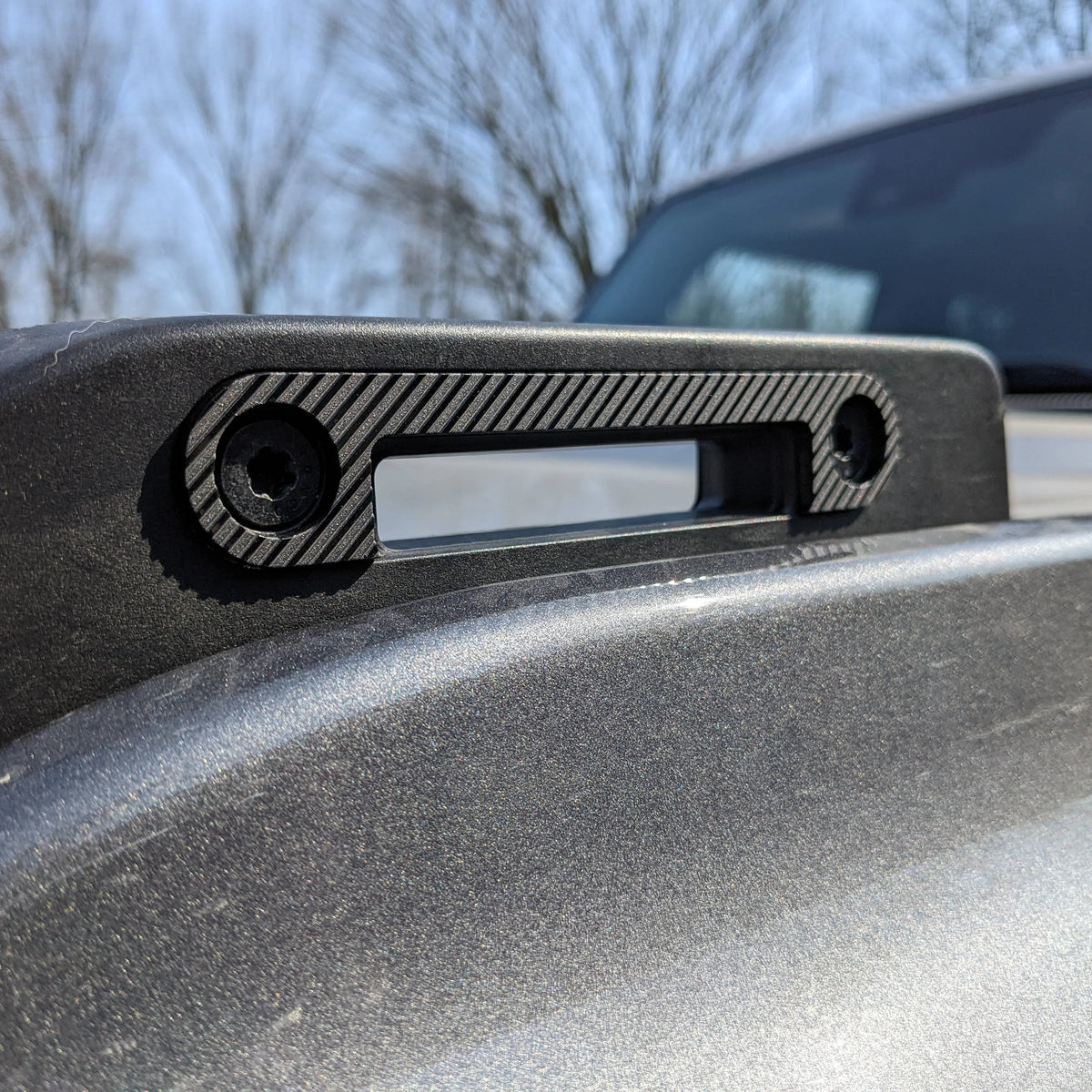 Front Tie Accent Badge Pair - Line Pattern - Black - Fits 2021+ Bronco®