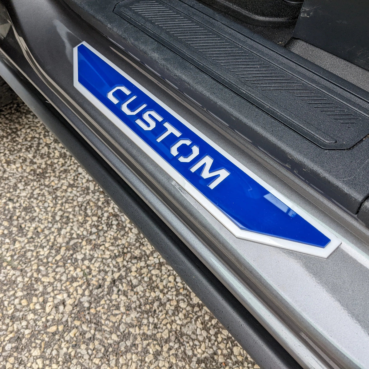 Par de placas protectoras para umbrales de puertas (texto personalizado), compatibles con Bronco® 2021+