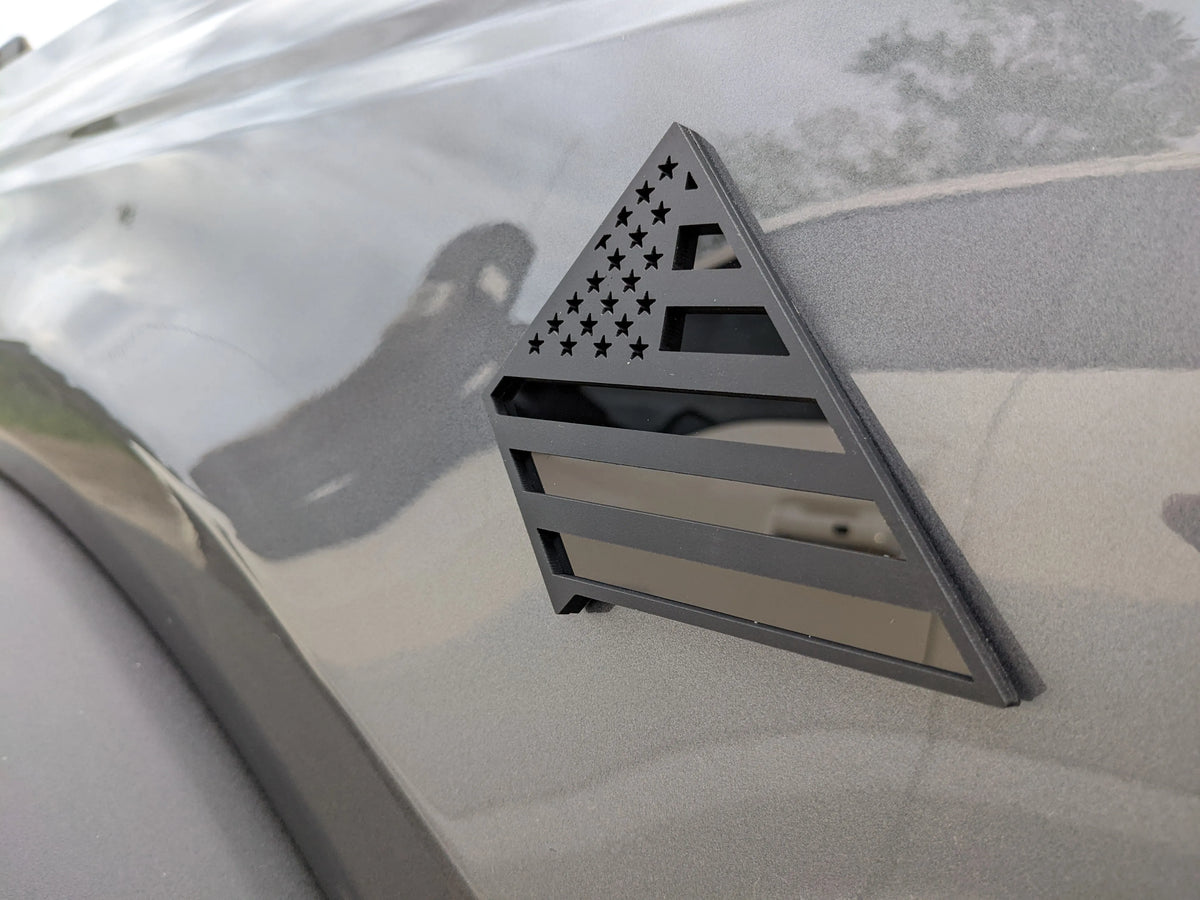 Fender Badge Pair - American Flag - Fits 2021+ Bronco® Black Diamond® - Matte Black on Black