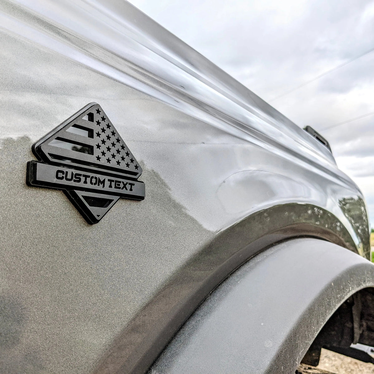 Fender Badge Pair - Custom Text American Flag - Fits 2021+ Bronco® Outer Banks® - Matte Black on Black