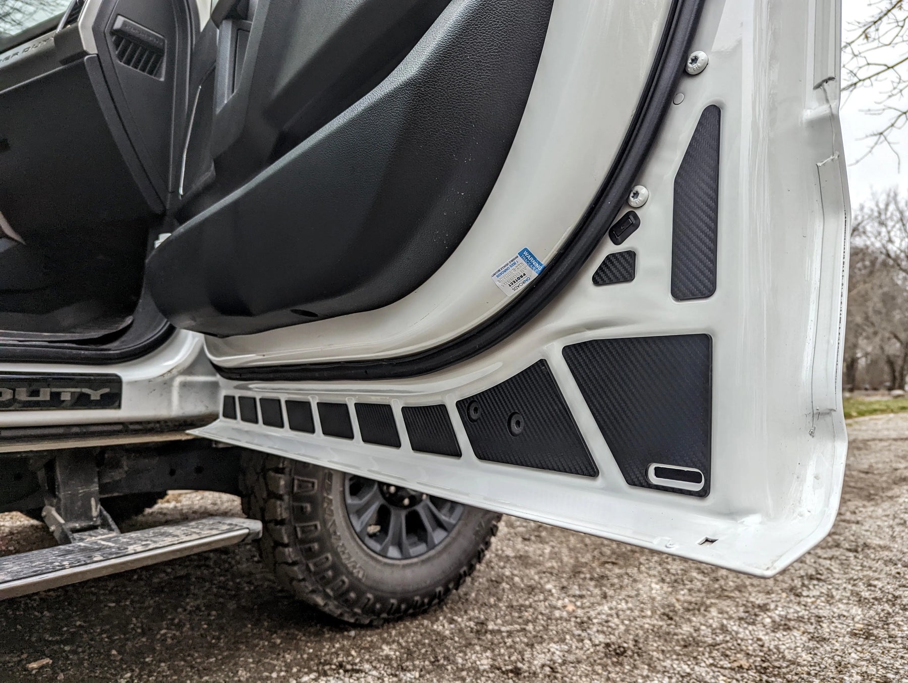Inserciones decorativas para puertas: se adaptan a Ford® F250®, F350®, F450® 2017-2022. Varios colores disponibles