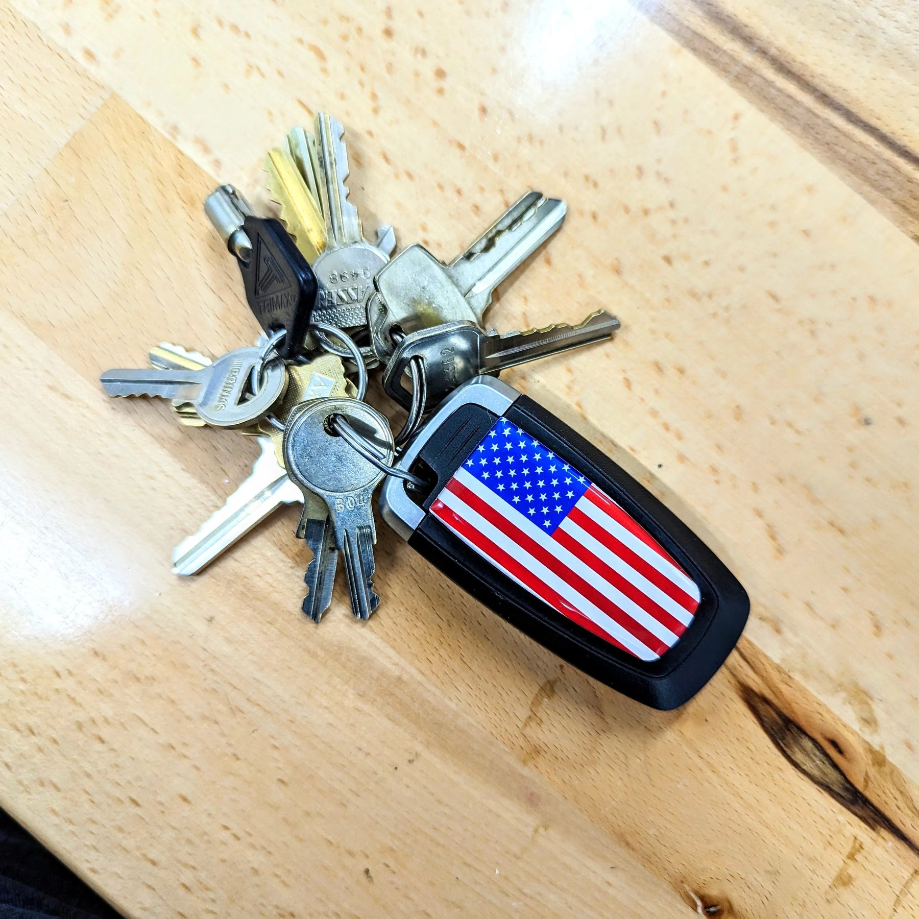 Recubrimiento para llavero con bandera estadounidense: compatible con muchos vehículos Ford®