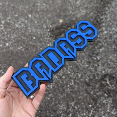 Insignia de vehículo con texto personalizado: fuente en forma de recuadro: opciones de varios colores disponibles