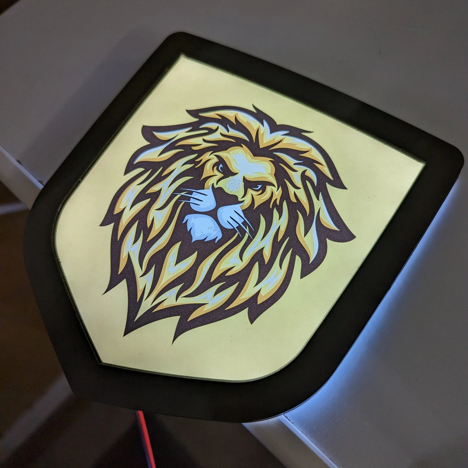Insignia LED personalizada a todo color para portón trasero: compatible con RAM® 2009-2018 y RAM Classic 2019+: 1500, 2500, 3500