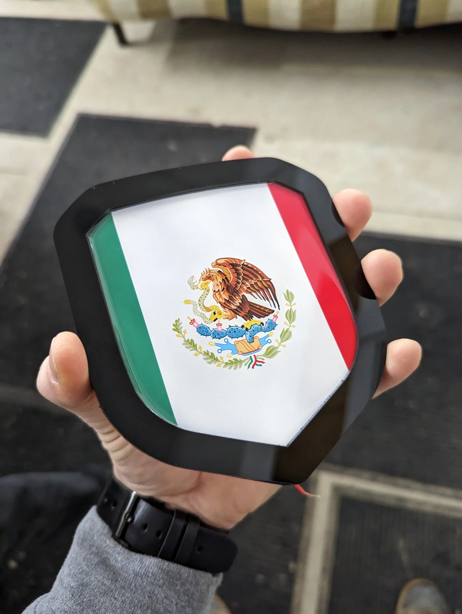 Insignia de rejilla LED personalizada a todo color: compatible con RAM® 2013-2018 y rejilla clásica 2019+: 1500, 2500, 3500