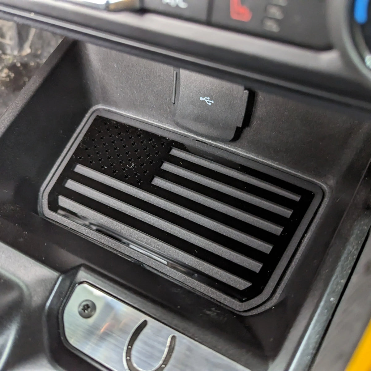 Console Storage Pocket Inlay Badge - American Flag - Fits 2021+ Bronco® (Automatic) - Multiple Colors Available
