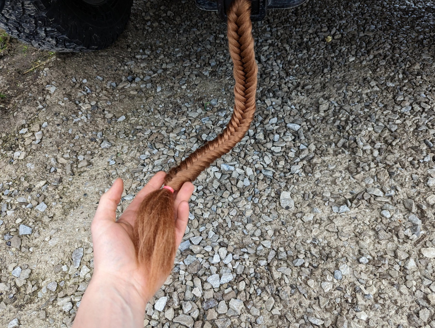 Cubierta de enganche de cola de caballo - 15" de largo - Marrón