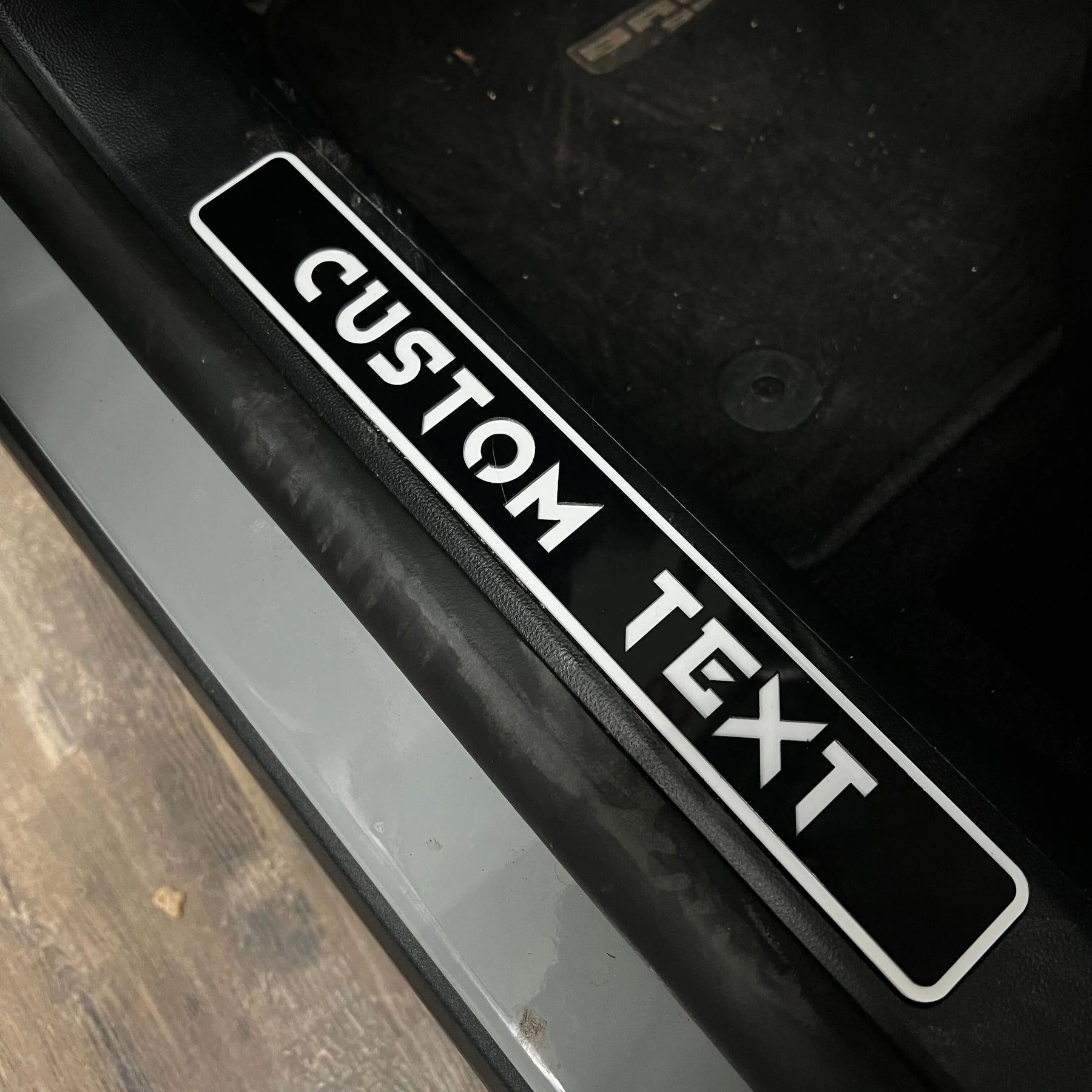 Par de placas protectoras para umbrales de puertas, texto personalizado, compatible con Bronco Sport® 2021+, varios colores disponibles