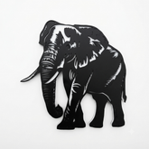 Insignias con icono de ciervo: negro sobre negro mate