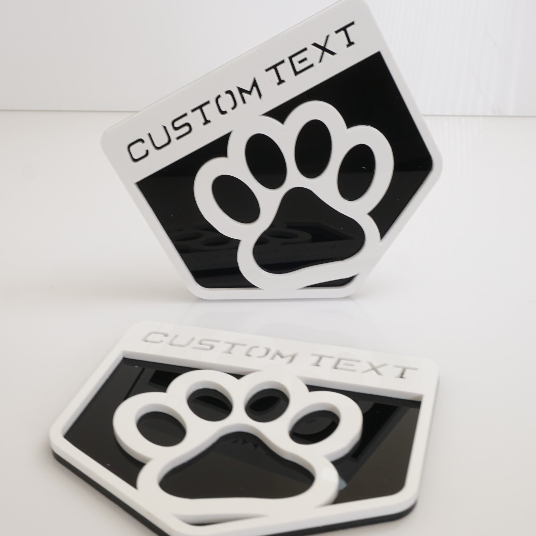 Fender Badge Pair - Custom Text Dog Paw - Fits 2021+ Bronco® Big Bend®