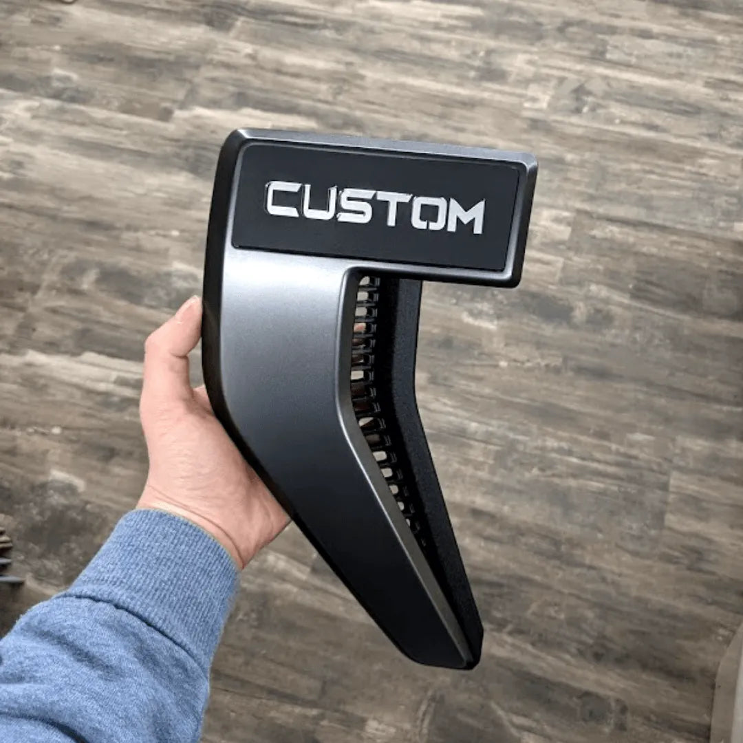 Compa Customs Insignias OEM con texto personalizado (insignias OEM INCLUIDAS): compa