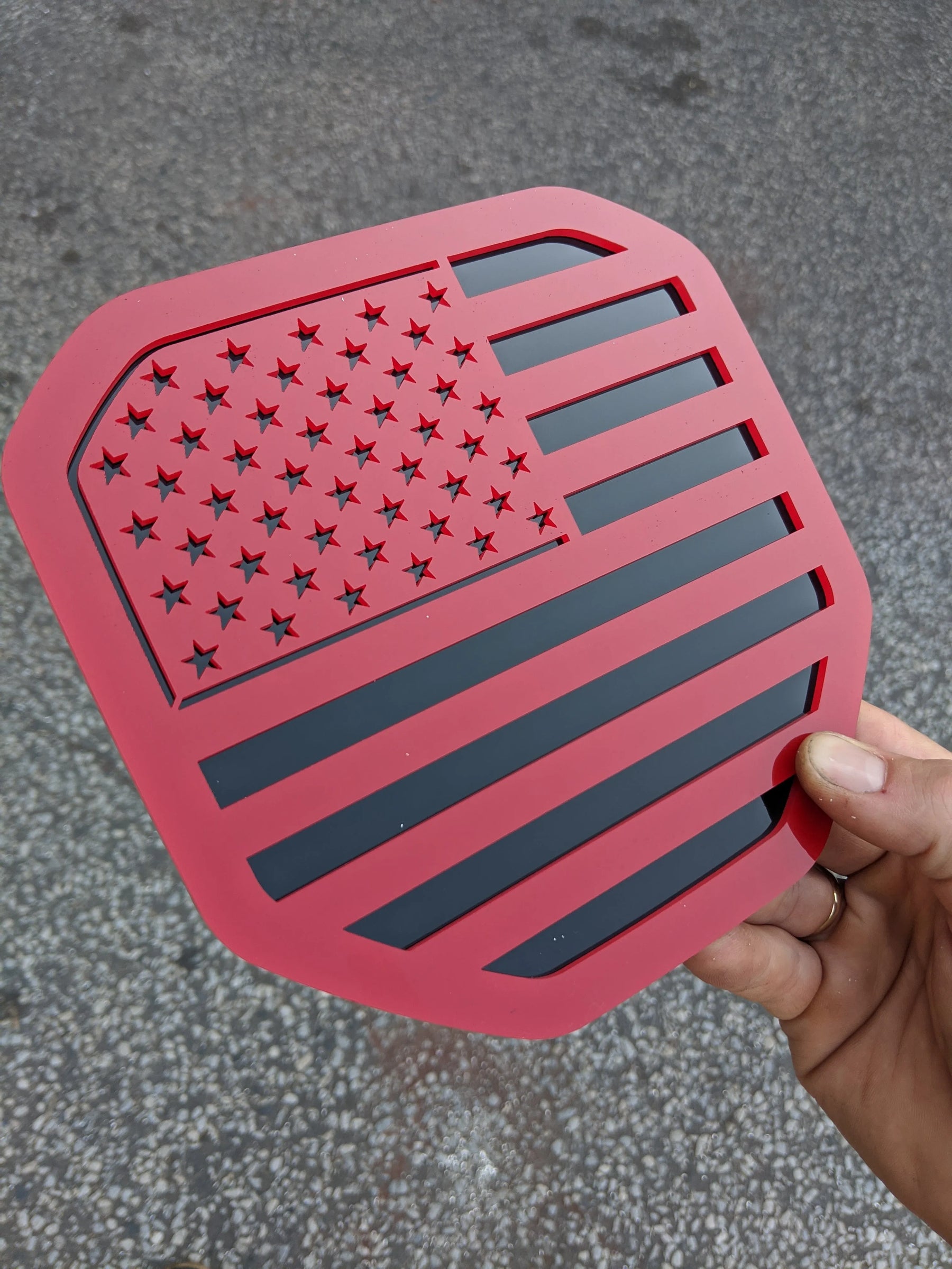 American Flag Badge - Fits 2019+ (5th Gen) Dodge® Ram® Tailgate -1500, 2500, 3500 - Red on Black