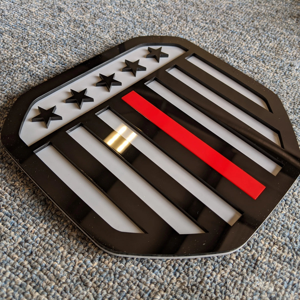 Vertical American Flag Badge - Fits 2019+ (5th Gen) Dodge® Ram® Tailgate -1500, 2500, 3500 - Black on Gray w/Thin Red Line
