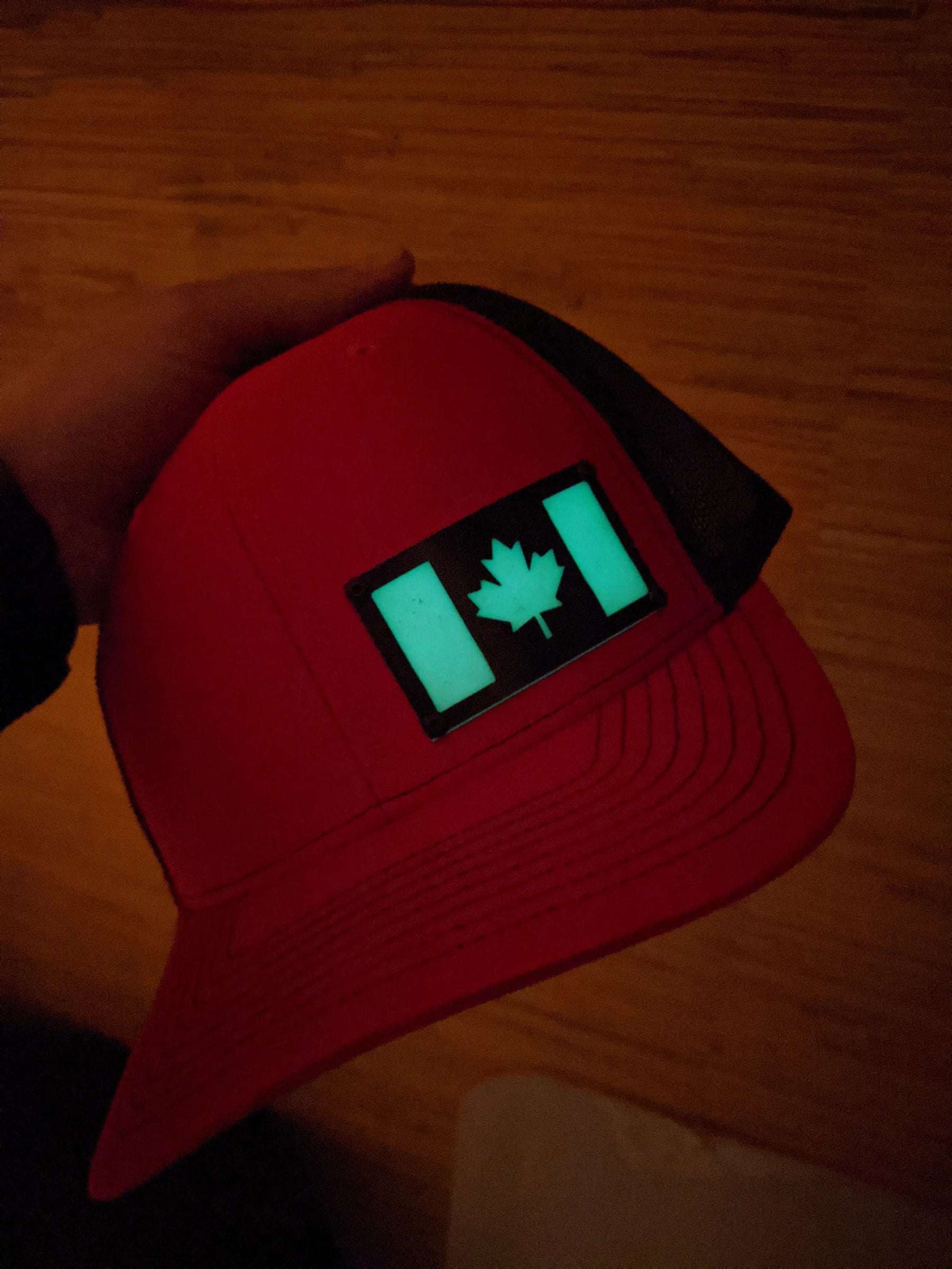 Canada Badge Hat - Black and Glow Badge