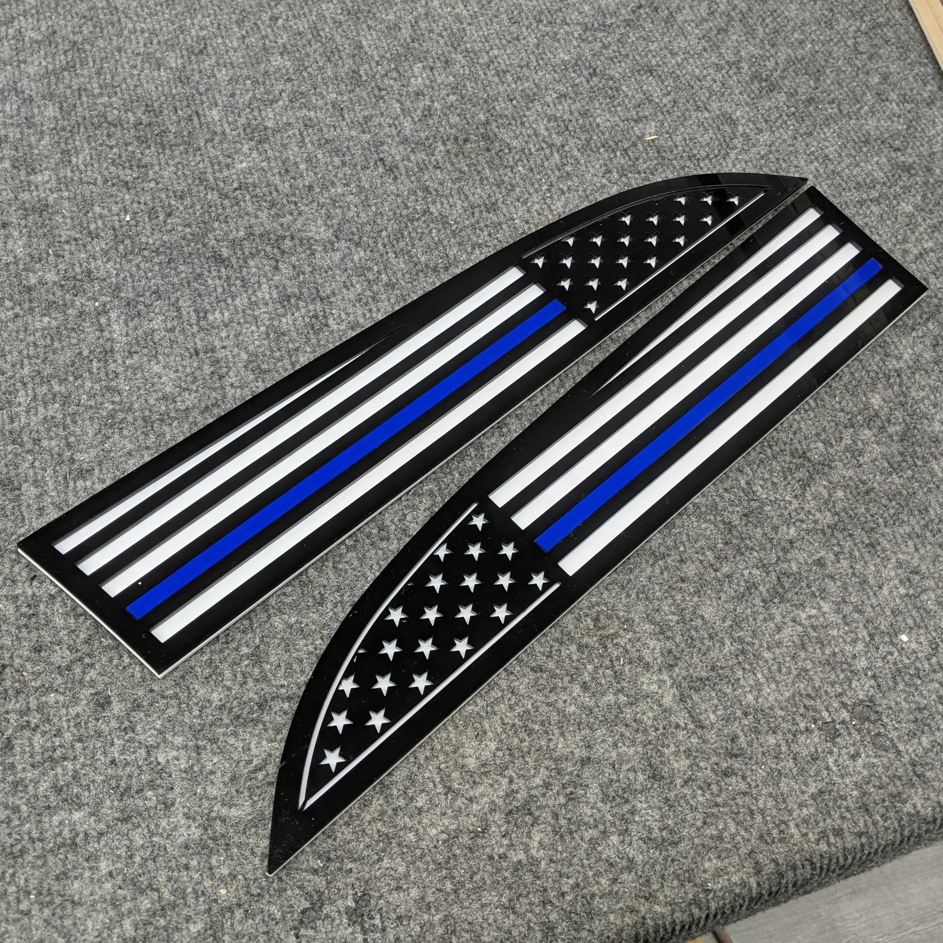 American Flag Badges - Fits 2011-2016 Super Duty® - Black on White w/T