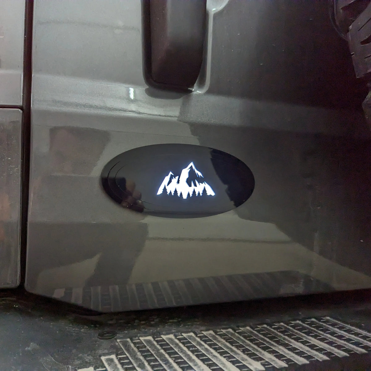 LED Oval Replacement - Illuminated Mountains - Fits 2021+ Bronco®